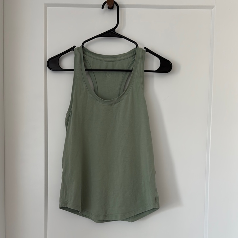 Lululemon: Women's Green Tank Top